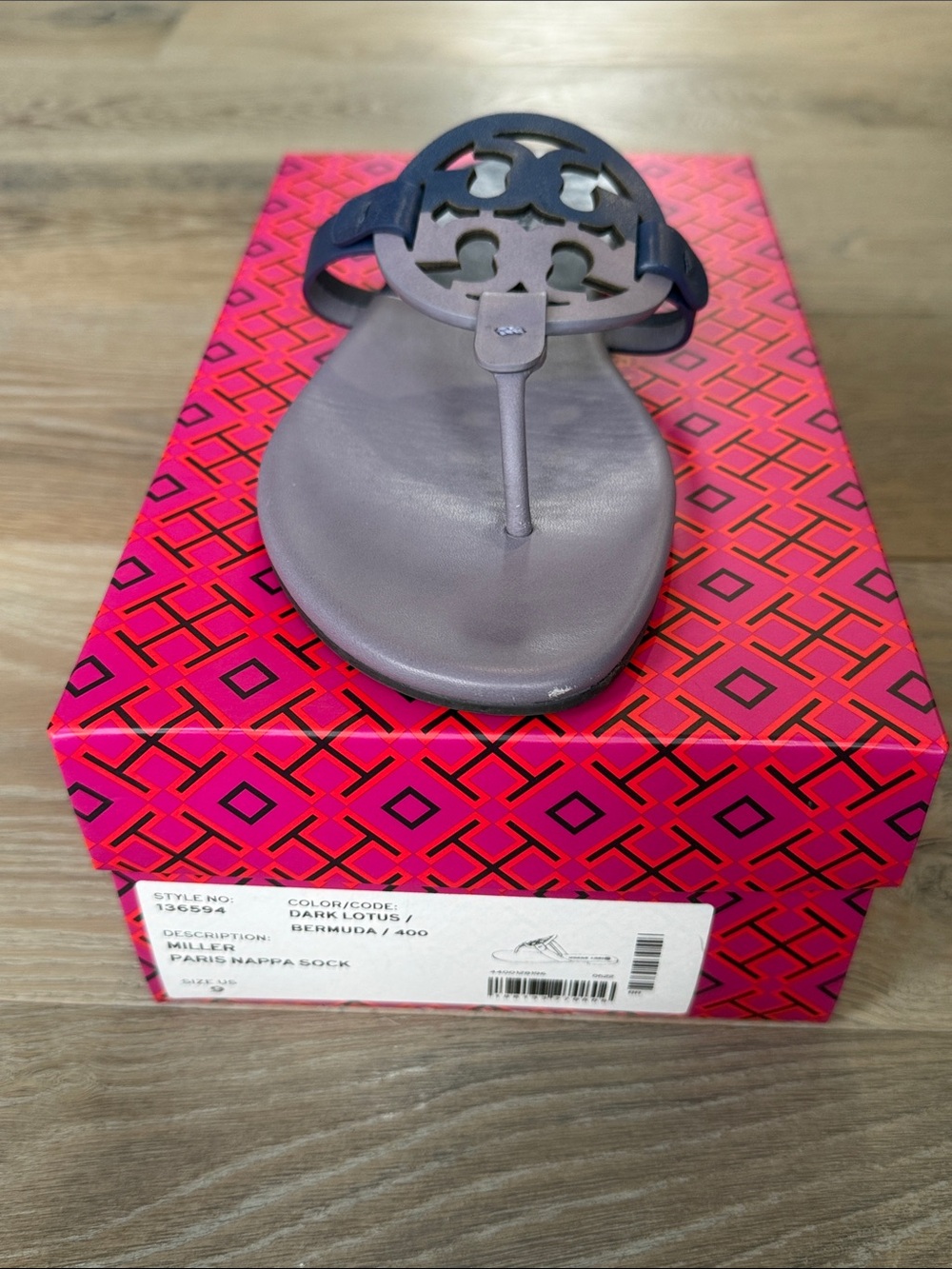 Tory Burch Miller Dark Lotus/Bermuda Miller Soft Leather Thong Sandals 9 - Picture 13 of 13